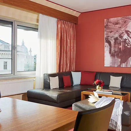 Hotel Living An Der Oper Vienna