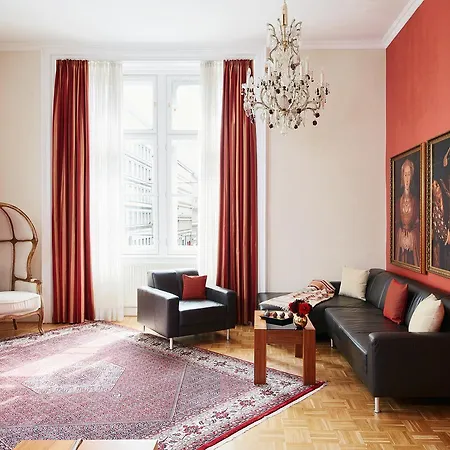 Living An Der Oper 4*