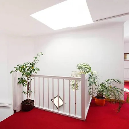 Hotel Mate Dependance Vienna