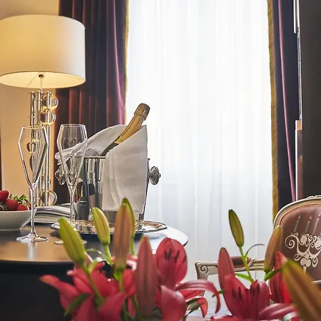 House Of Time - Fancy Suites Hotel 5*