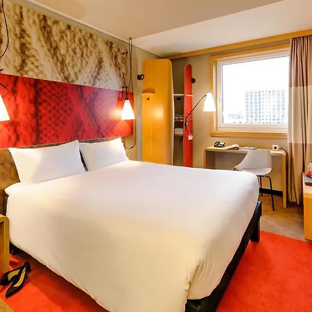 Hotel Ibis Hauptbahnhof 3*