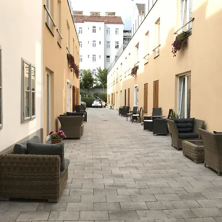 Boutique Zum Goldenen Kegel * Wien