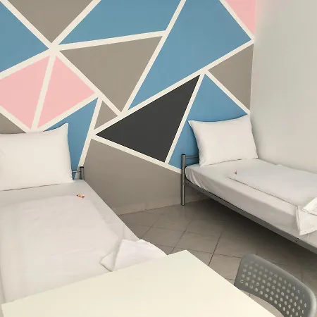 Hostel Boutique Zum Goldenen Kegel *