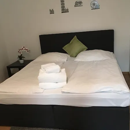 Apartment Bank Austria Campus I Contactless Check-in *