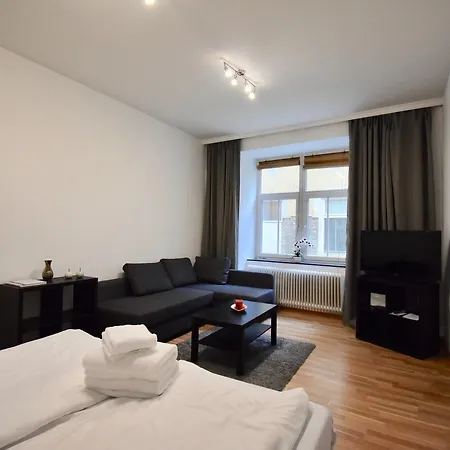 Bank Austria Campus I Contactless Check-in Apartment