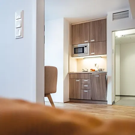 Oliver | Contactless Check-in 3* Вена