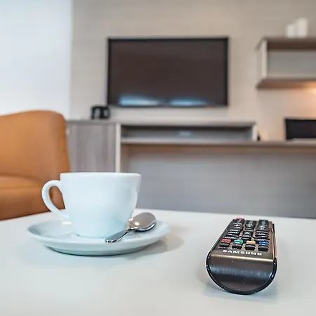 Oliver | Contactless Check-in 3* Вена