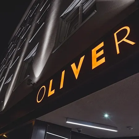 Oliver | Contactless Check-in 3* Вена