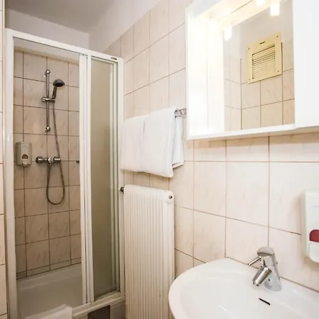 Geblergasse 3* Vienna