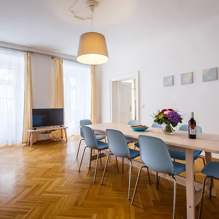 Apartment Judengasse Premium By Ichbucheat Vienna