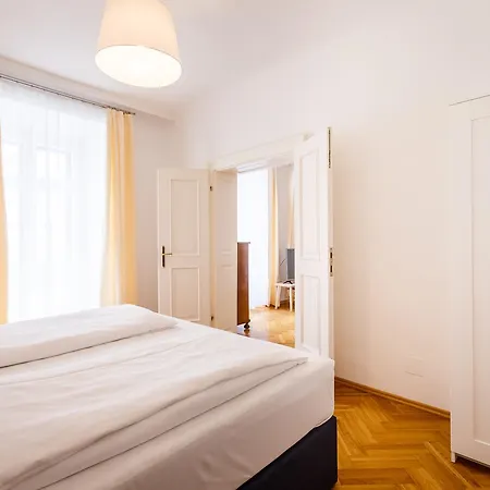 Judengasse Premium By Ichbucheat * Vienna