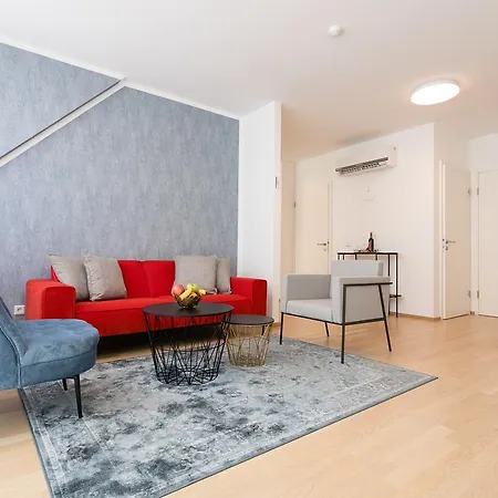 Mar - Center Apartment