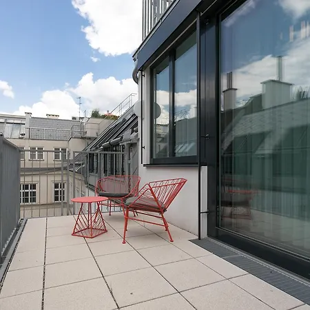 Mar - Center Apartment