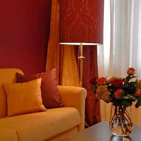 Appartement-hotel An Der Riemergasse Aparthotel 4*