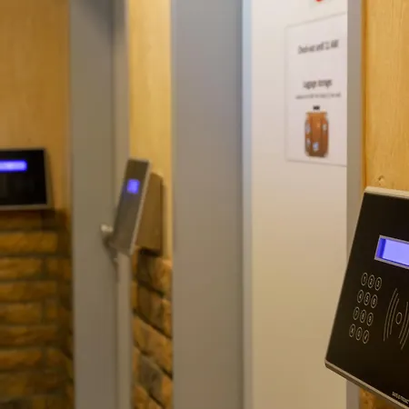 Do Step - Self-service-hostel * Vienna
