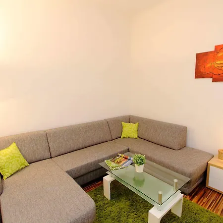Simmering Apartment