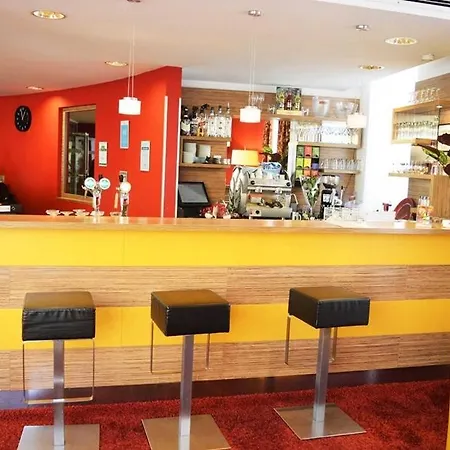 Hotel Senator 4*