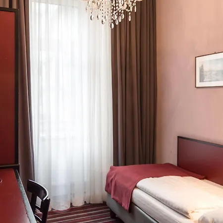 Hotel Fuerst Metternich 3*