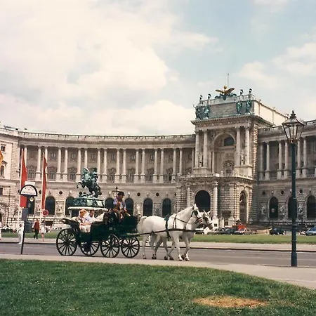 Mate Dependance Hotel Vienna