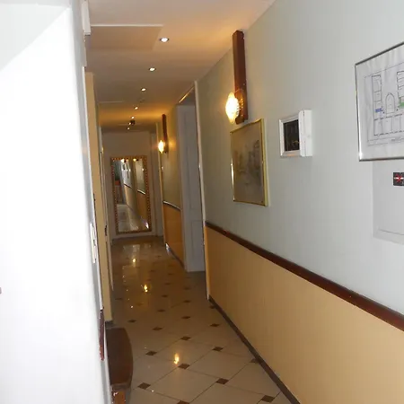 Stadtpark Penzion 3*