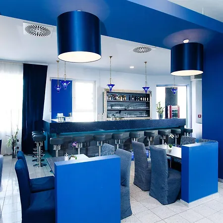 Hotel Lenas Donau