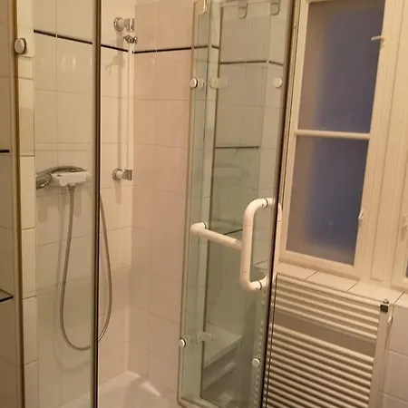 Hostal Ch-hostel