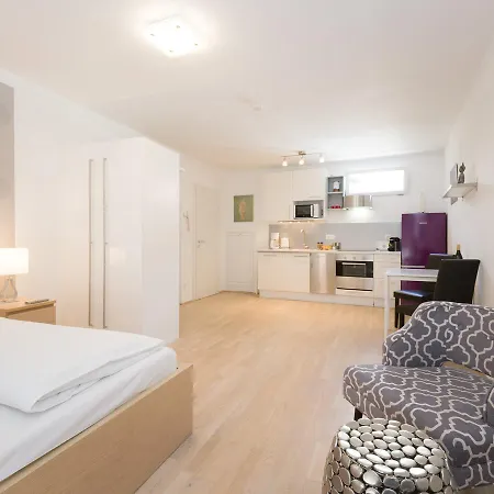 Appartement Christian Oper - Contactless Check In