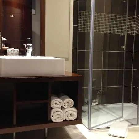 Hotel Cryston 3*
