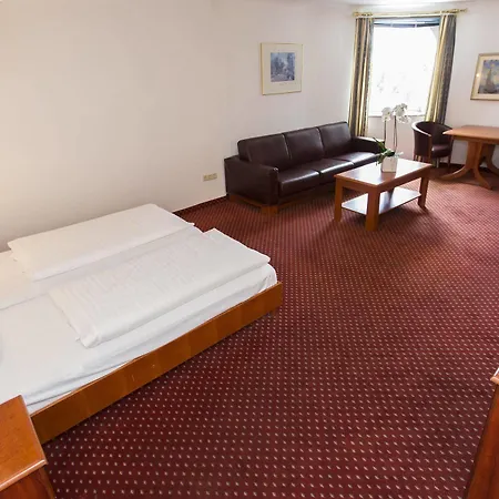 Carlton Opera Aparthotel Vienna