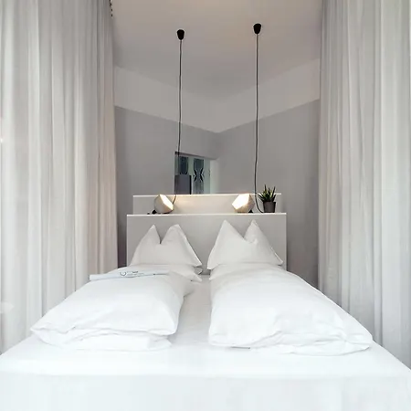 Отель Graetzlhotel Schoenbrunn 3*