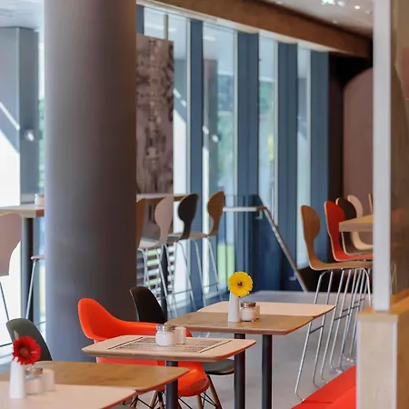 Ibis Hauptbahnhof Vienna