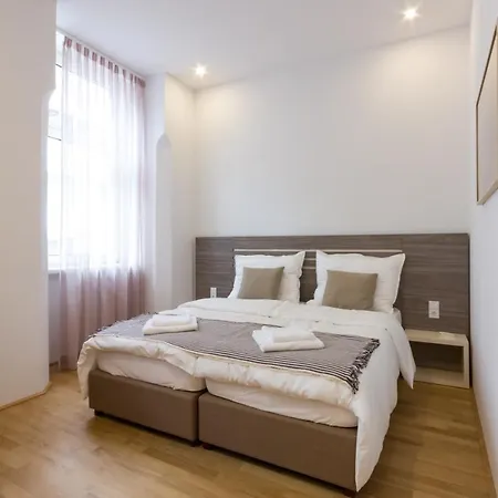 Debo Naehe Westbahnhof - Contactless Check In Appartement