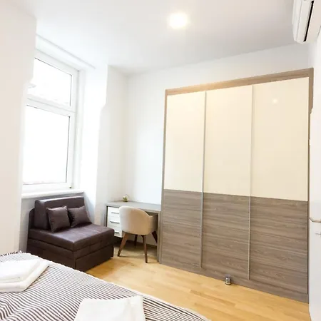 Debo Naehe Westbahnhof - Contactless Check In Appartement Wenen