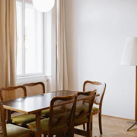 Otel Am Brillantengrund Viyana