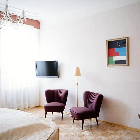 Am Brillantengrund Otel 3*