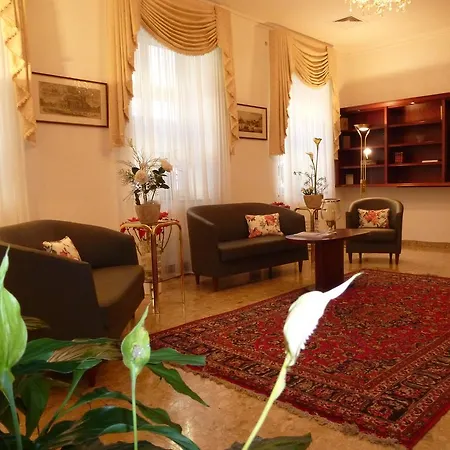 Отель Thuringer Hof 3*
