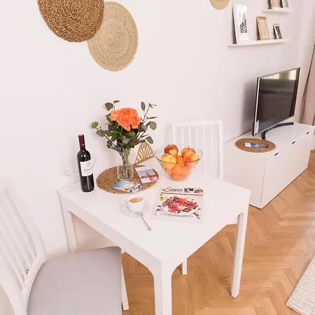 Heart Of Ottakring Apartment Vienna