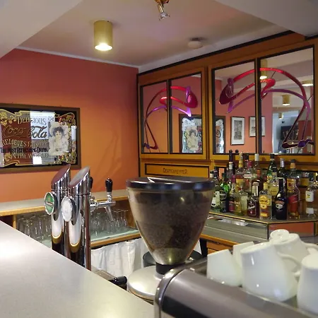 Caratart Bombolo Hotel 4*