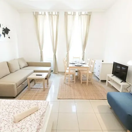 Brigittenau Apartment