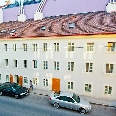 Hotel Vox Design 3*