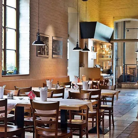 Hotel Fabrik Wien 3*