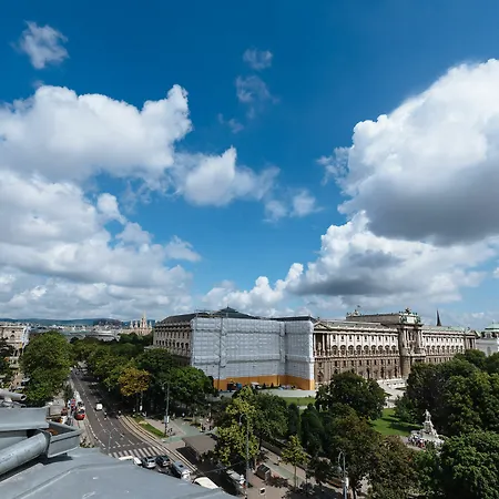 Duschel Center Wien
