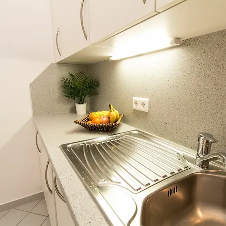 Checkvienna - Lassallestrasse Apartment *