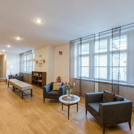 Benediktushaus Im Schottenstift 3* Vídeň