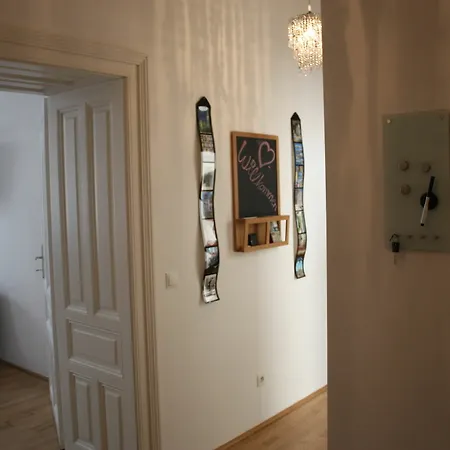 Apartment Govienna Modern *
