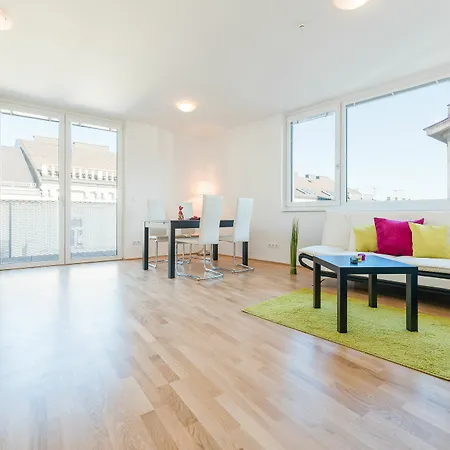 Mainstation - 10 Minutes To Citycenter - With Aircondition Apartamento *