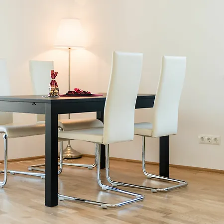 Mainstation - 10 Minutes To Citycenter - With Aircondition Apartamento *