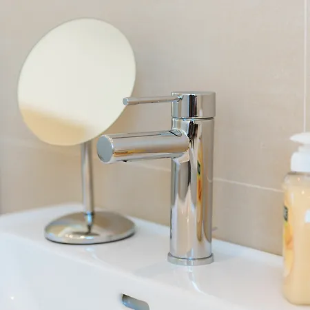 Mainstation - 10 Minutes To Citycenter - With Aircondition Apartamento