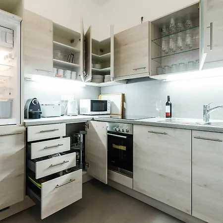 Apartment Judengasse Premium By Ichbucheat