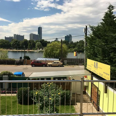 Ajo Danube * Vienna